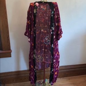New Loft Floral Kimono/Robe/ Long Open Top 👘